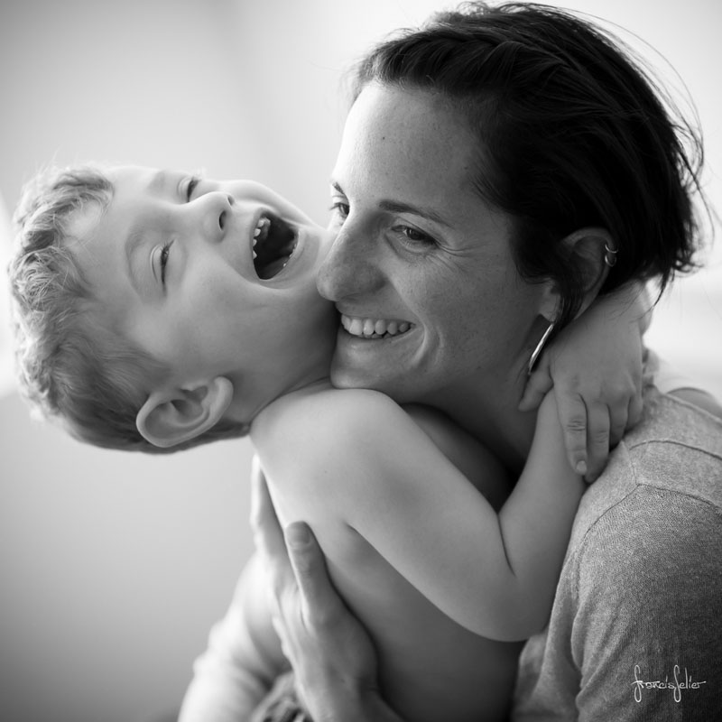 photo-famille-enfants-noir-blanc_portrait