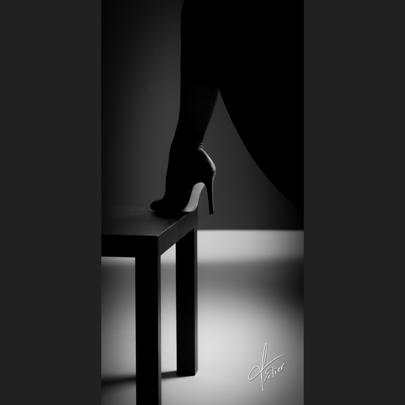 silhouette jambe femme photo noir blancsilhouette jambe femme photo noir blanc